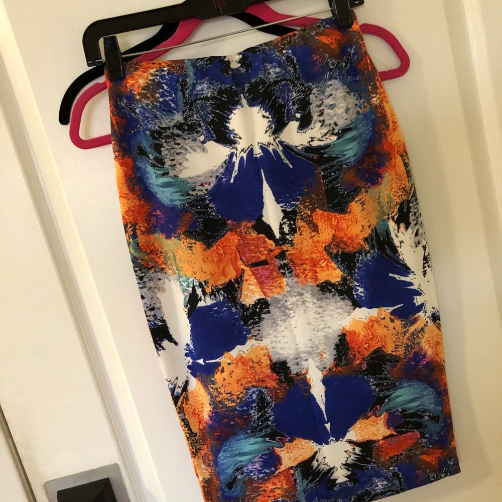 Super Cute Pull On Pencil Skirt